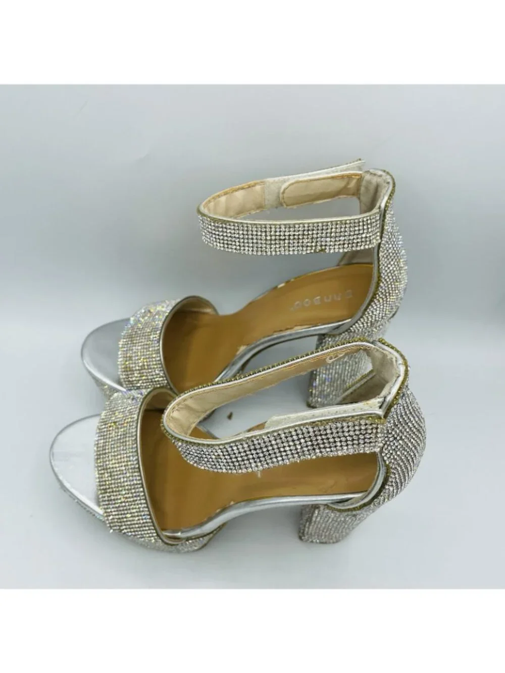 Bamboo Womens Shoes Size 7.5 silver Rhinestone Shiny Sparkly High Heels Platform